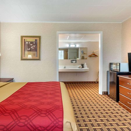 Rodeway Inn Mystic Dış mekan fotoğraf