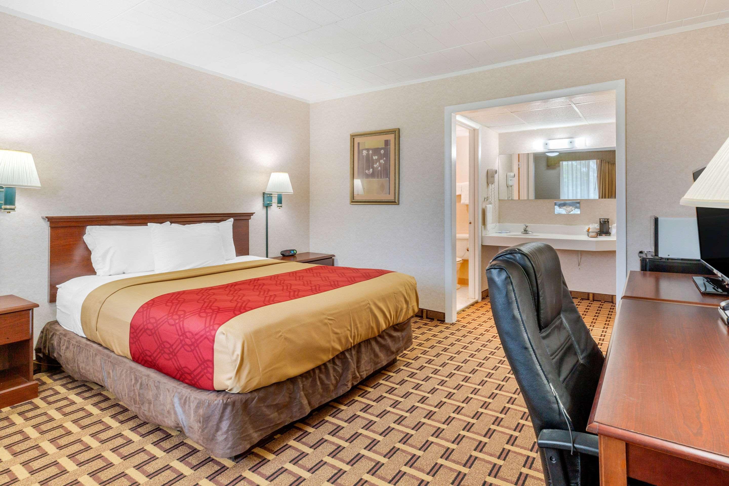 Rodeway Inn Mystic Dış mekan fotoğraf