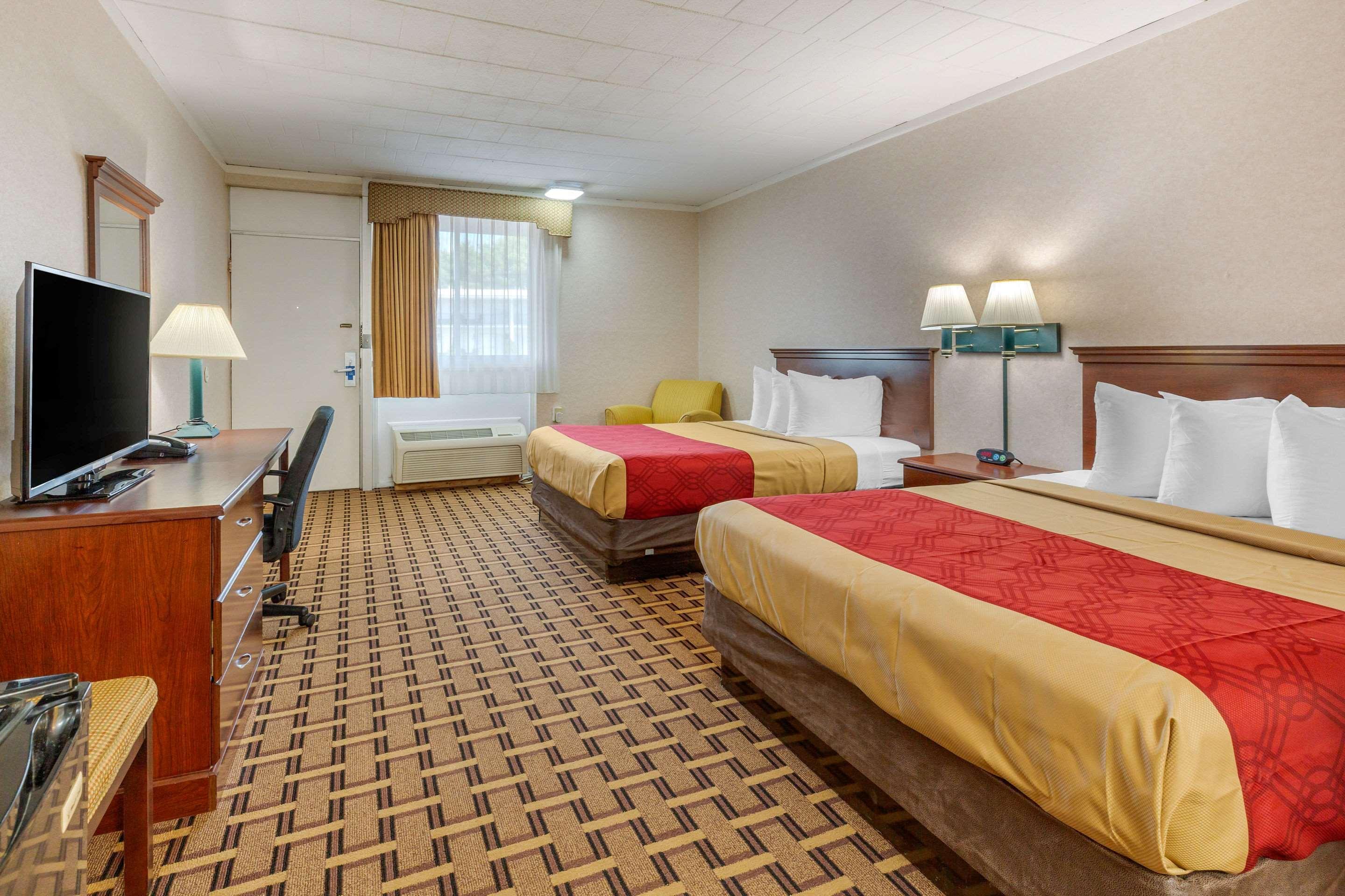 Rodeway Inn Mystic Dış mekan fotoğraf