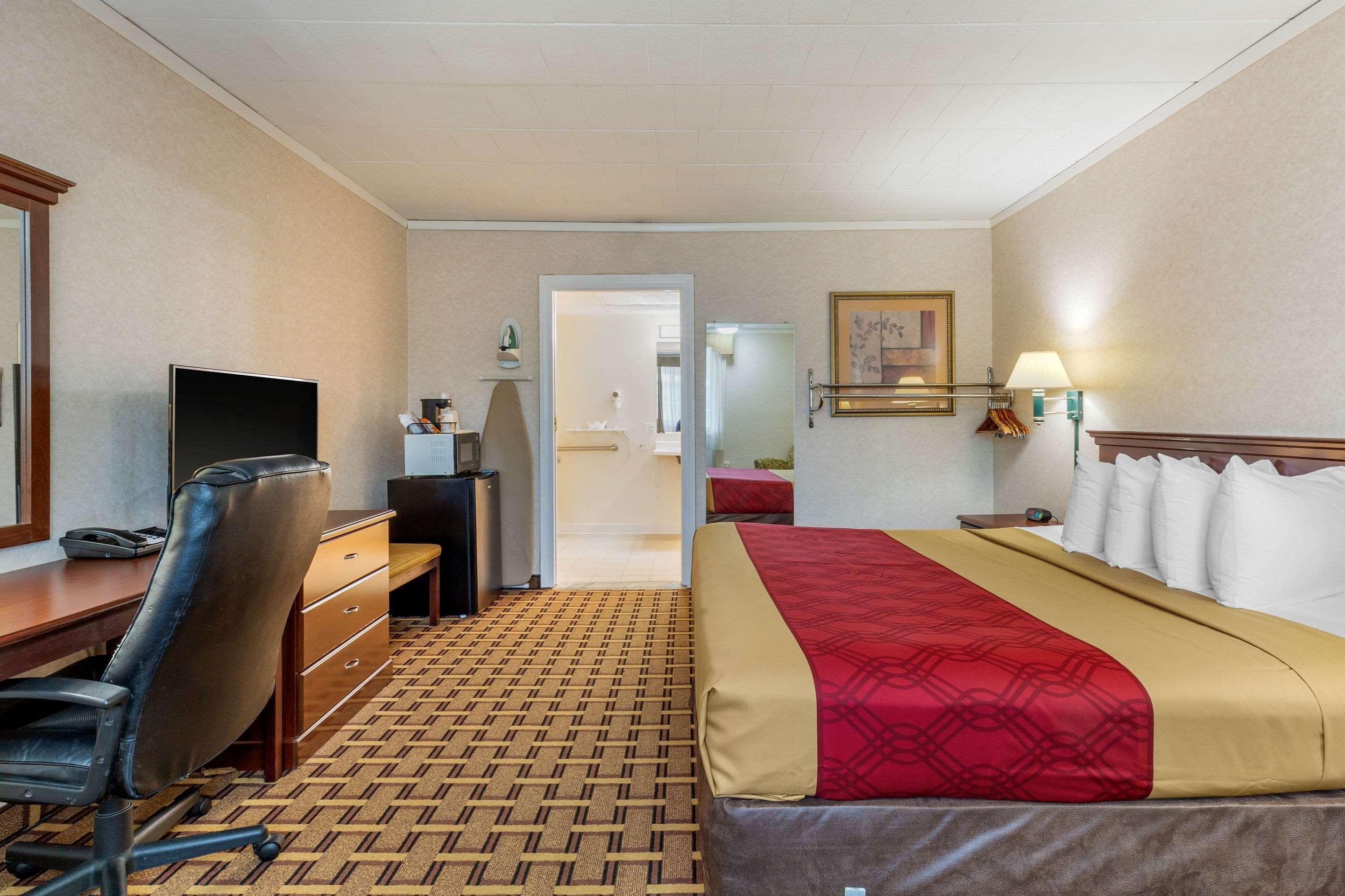 Rodeway Inn Mystic Dış mekan fotoğraf
