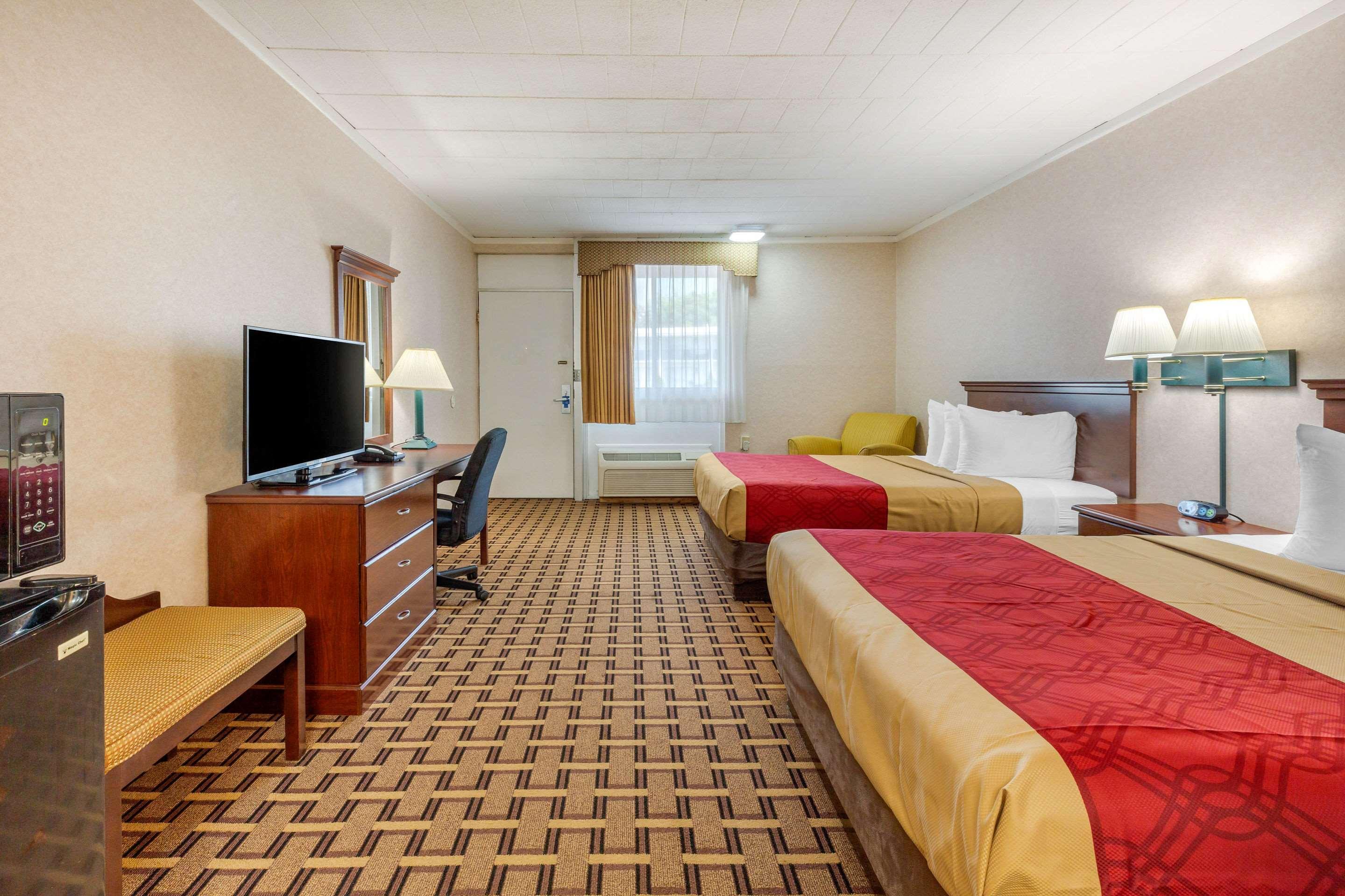 Rodeway Inn Mystic Dış mekan fotoğraf